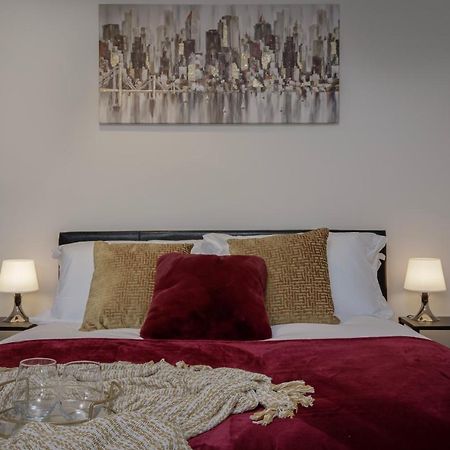 King Sized Luxury - Stylish Studio Flat 블랙풀 외부 사진